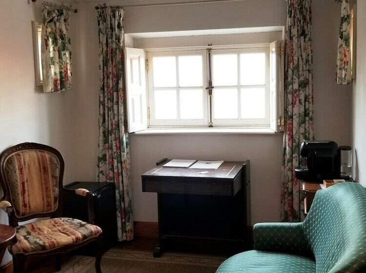 سوییت, Lawrences