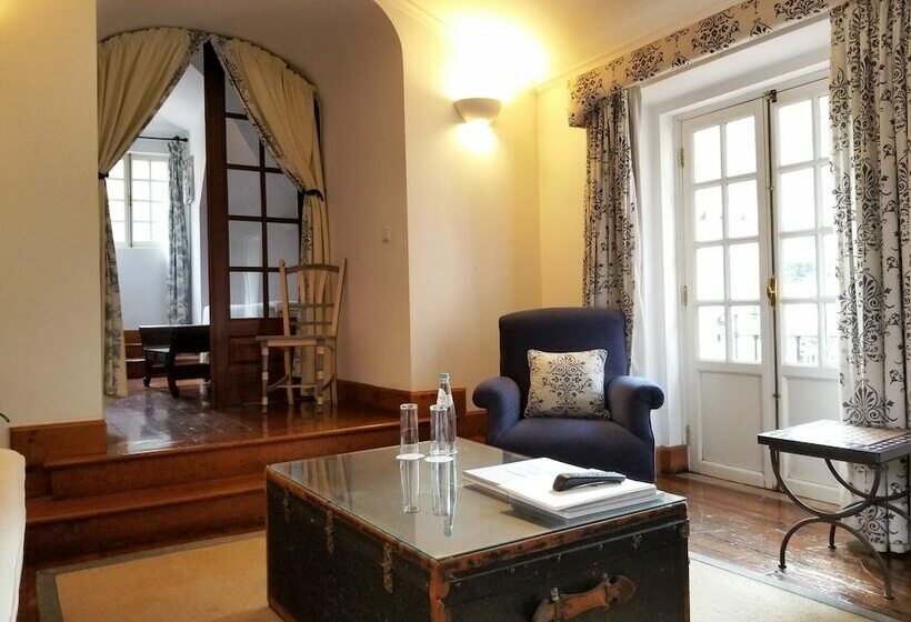 سوییت, Lawrences