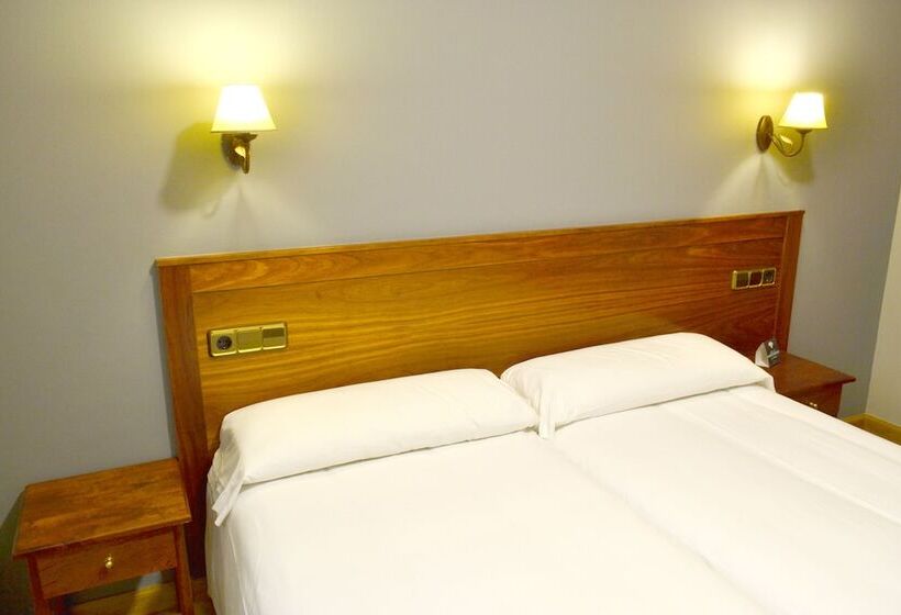 חדר אקונומי, Los Templarios