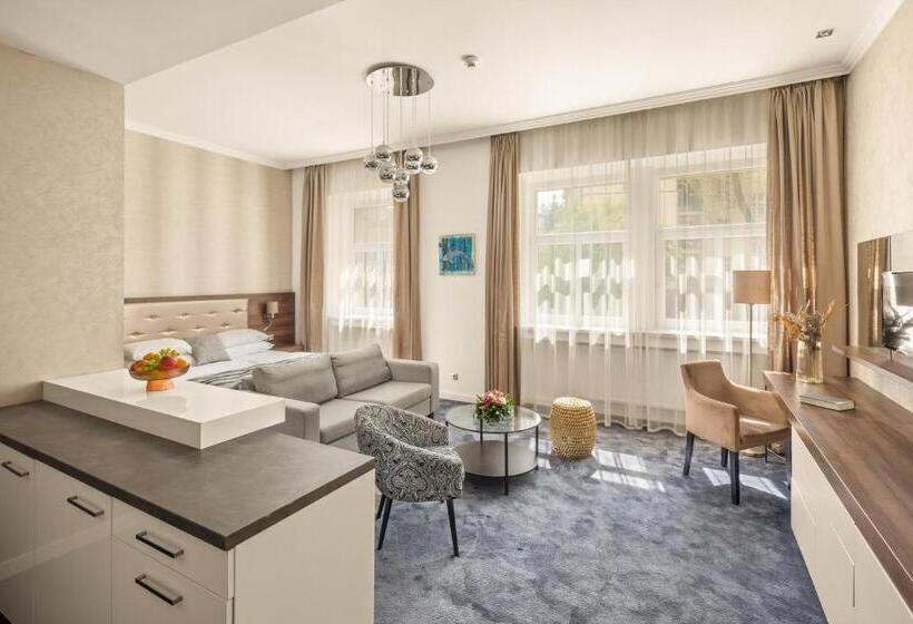 استودیوی سوپریور, Mamaison Residence Sulekova Bratislava