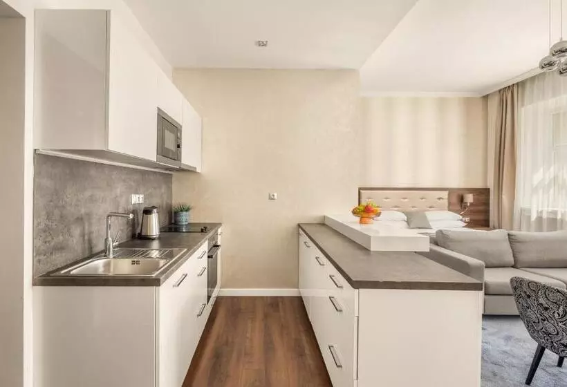 استودیوی سوپریور, Mamaison Residence Sulekova Bratislava