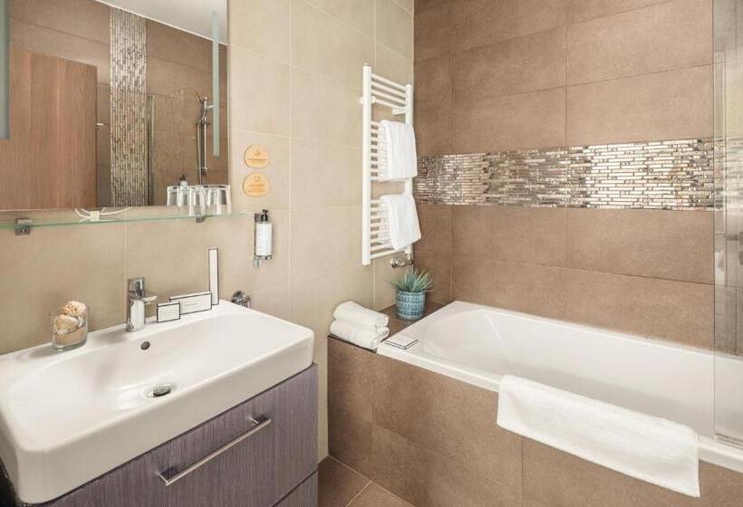 استودیوی سوپریور, Mamaison Residence Sulekova Bratislava
