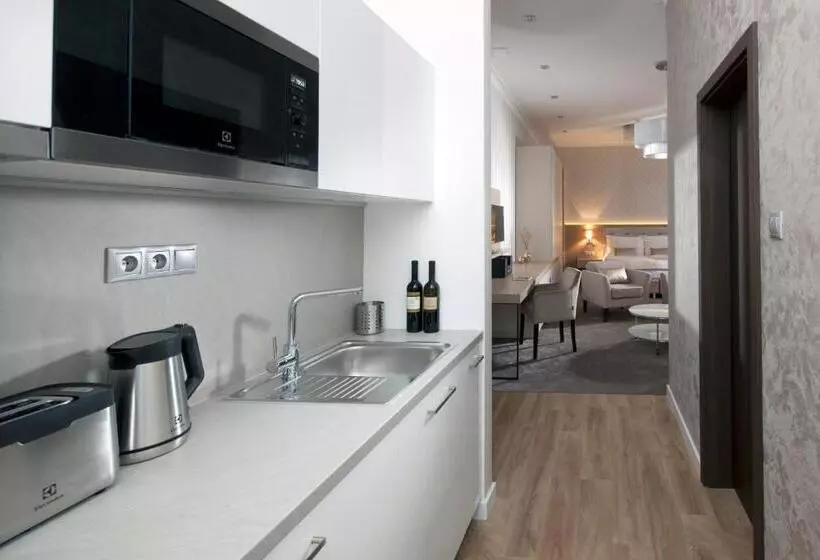 استودیوی سوپریور, Mamaison Residence Sulekova Bratislava