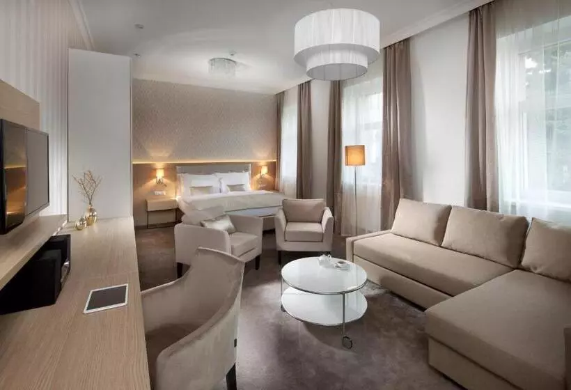 استودیوی سوپریور, Mamaison Residence Sulekova Bratislava