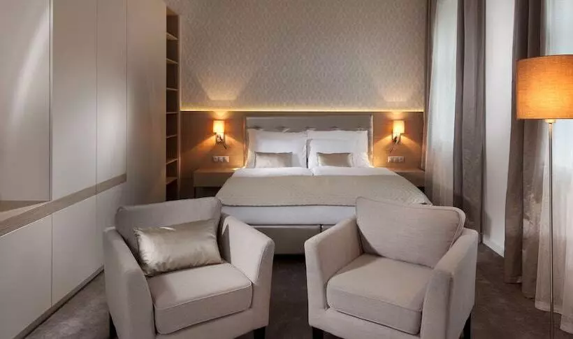 اتاق اجرایی, Mamaison Residence Sulekova Bratislava
