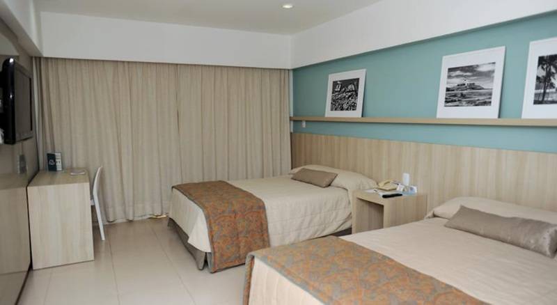 Трехместный Номер Стандарт Боковой Вид на Море, Monte Pascoal Praia Hotel Salvador