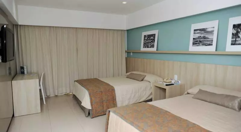 اتاق استاندارد سه نفره با چشم‌انداز کنار دریا, Monte Pascoal Praia Hotel Salvador