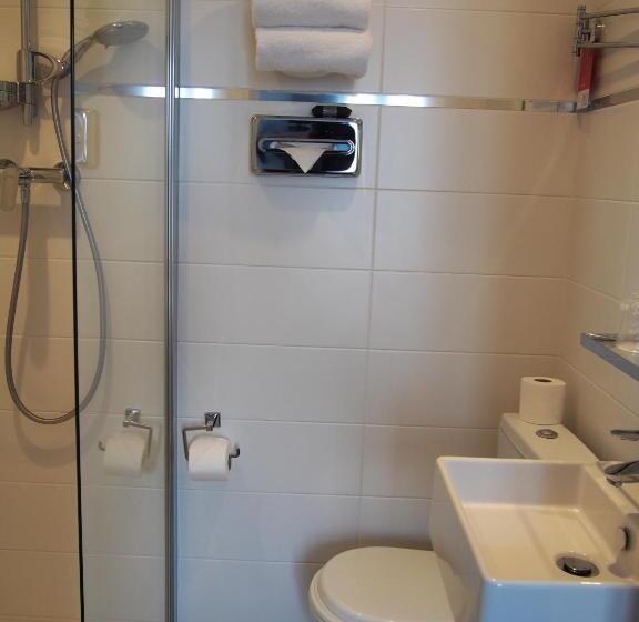 스탠다드 트리플 룸, Porte De Versailles