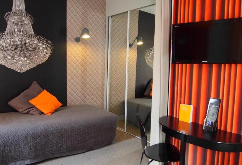 수피리어 룸, Porte De Versailles