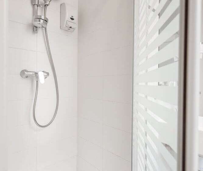 스탠다드 룸, Porte De Versailles