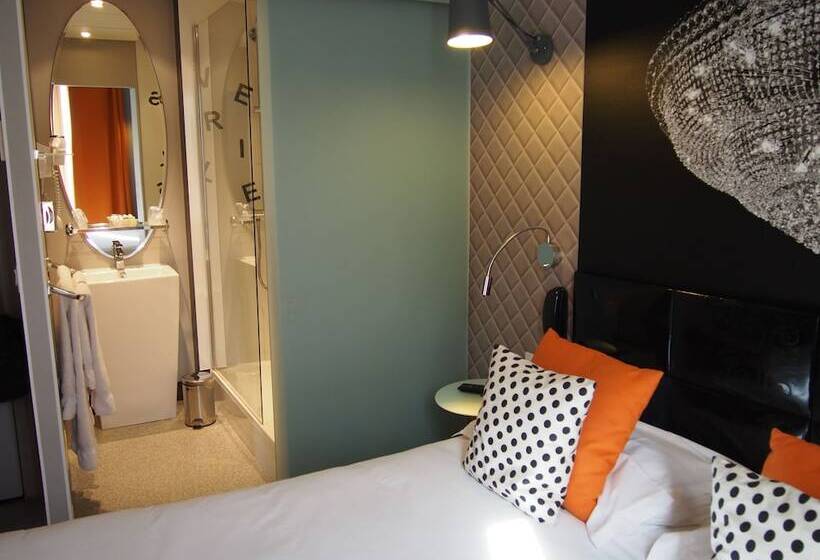 수피리어 룸, Porte De Versailles