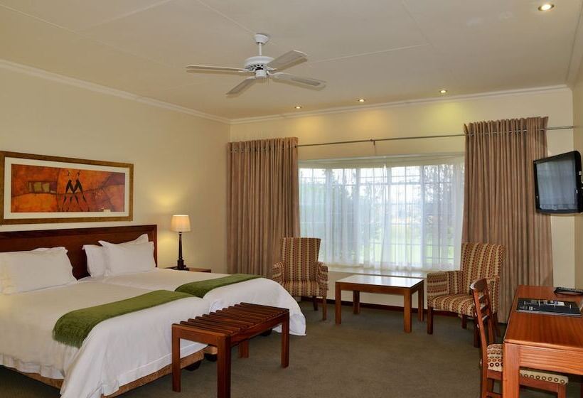 Шале 1 Спальня, Protea Hotel By Marriott Polokwane Ranch Resort