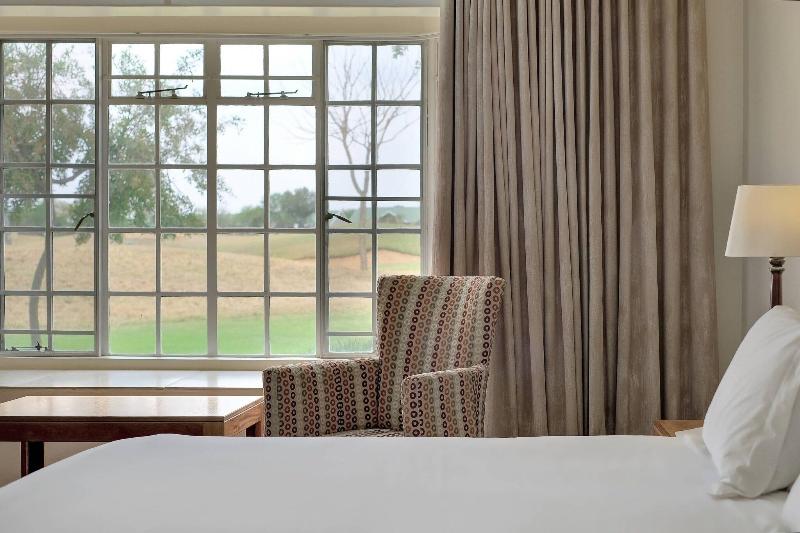 Шале 1 Спальня, Protea Hotel By Marriott Polokwane Ranch Resort