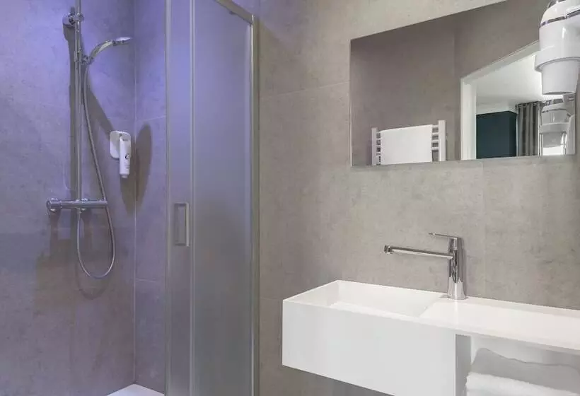スーペリアの４人部屋, Boutique Hôtel Grand Hôtel De La Gare