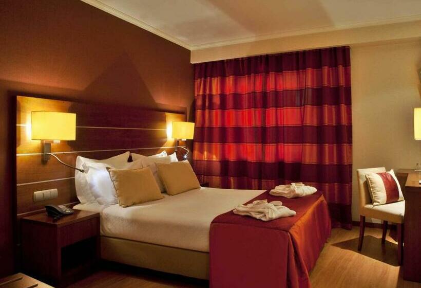 Camera Standard, Turim Europa