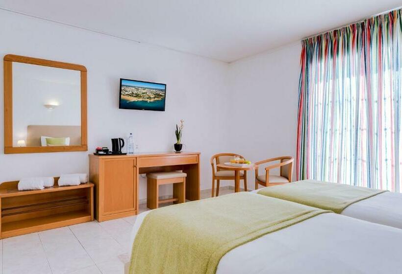 Quarto standard, Monica Isabel Beach Club