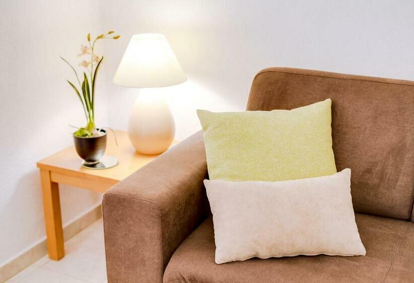Quarto Familiar, Monica Isabel Beach Club