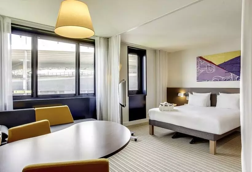 سوییت سوپریور, Novotel Suites Paris Stade De France