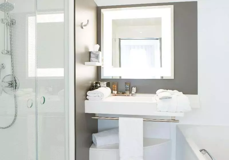 سوییت سوپریور, Novotel Suites Paris Stade De France
