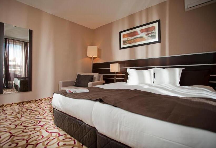 Люкс с Балконом, Platinum Hotel & Casino