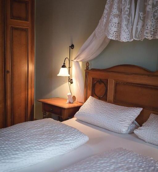 Номер Комфорт, Der Patrizierhof   Weingut Gasthof Hotel   Familie Grebner