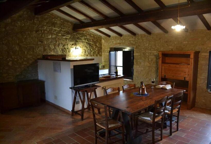 شقة غرفة واحدة مزودة بتراس, Agriturismo Nestore