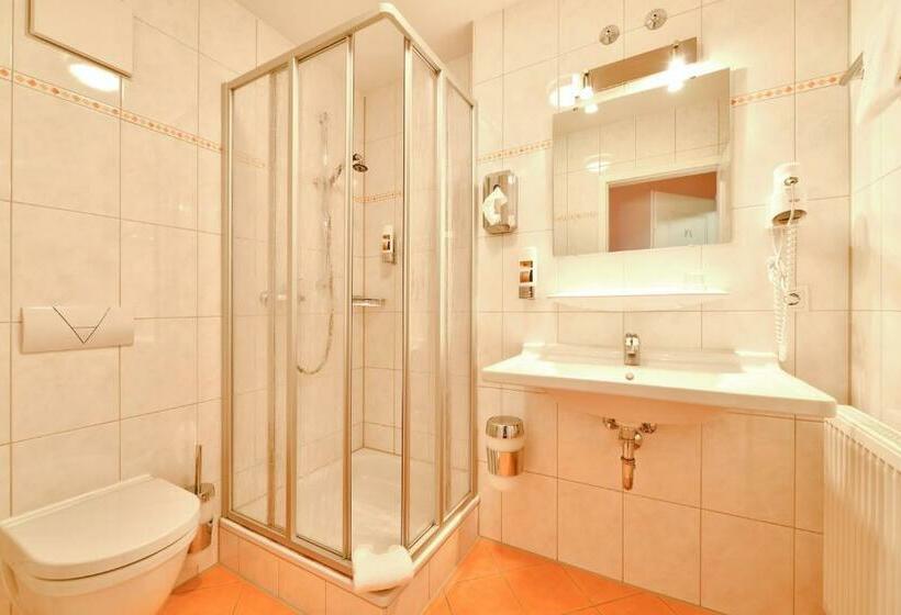 スタンダードシングルルーム, Auf Wolke 8