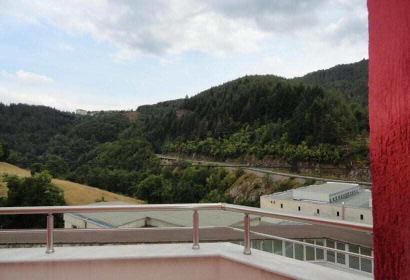 إستوديو قياسى, Byalo More