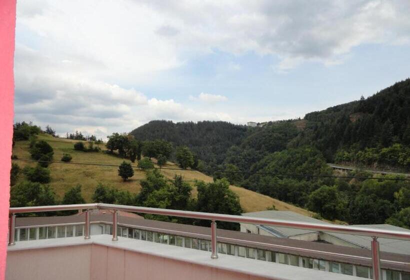 إستوديو قياسى, Byalo More