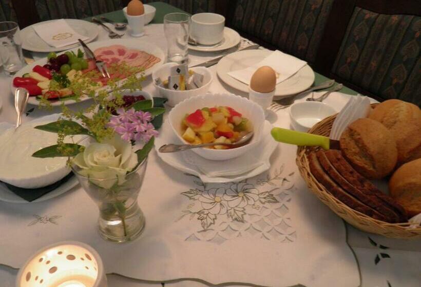 スタンダードルーム, Fledermausschloss