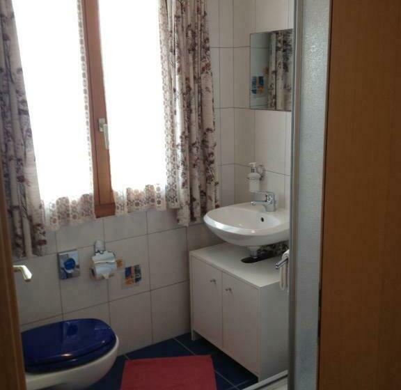 חדר סטנדרד יחיד חדר אמבטיה משותף, Restaurant Emshorn