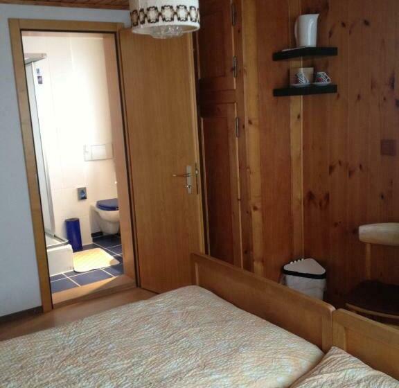 חדר סטנדרט, Restaurant Emshorn