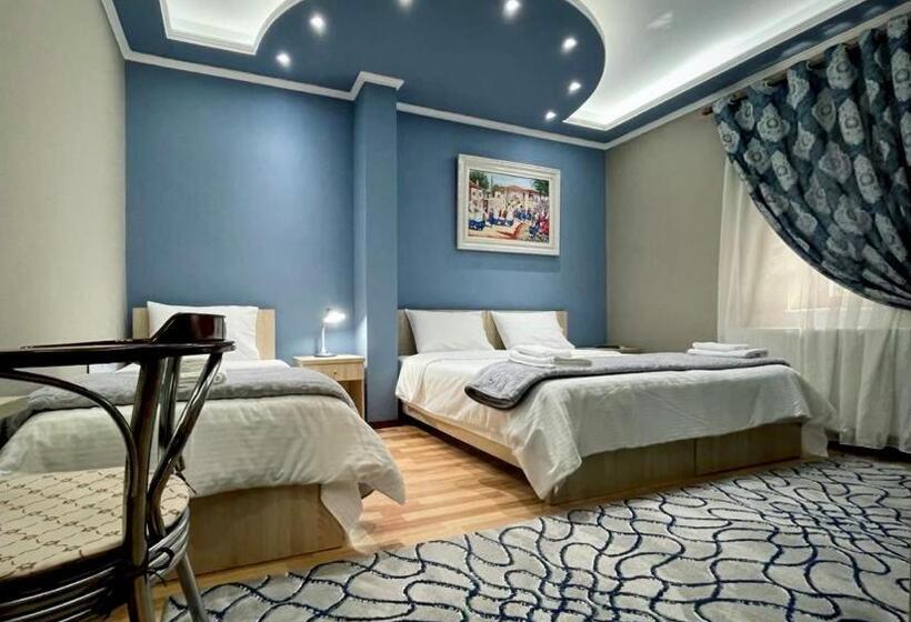 חדר סטנדרט לשלושה, Vila A