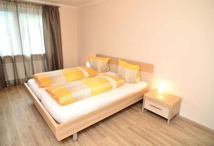 Апартаменты 2 Спальни, Pension / Ferienwohnungen Scheid