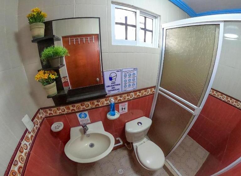 اتاق لوکس خانوادگی, Posada Faych House