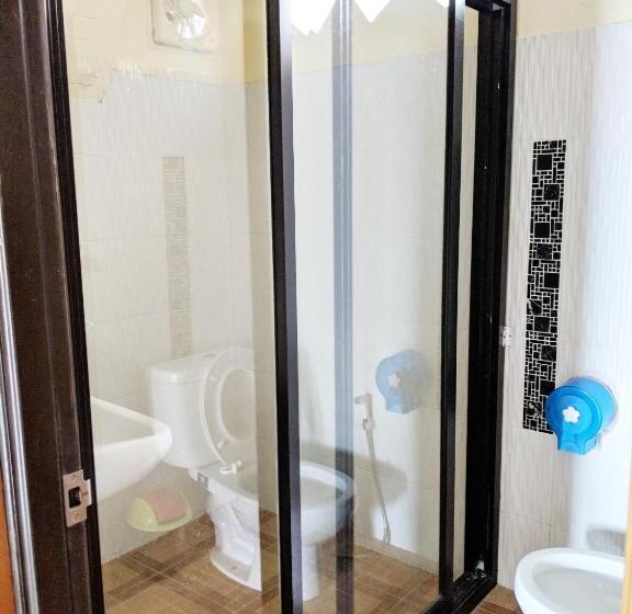 Семейный Номер, Bansuanphuhong Resort