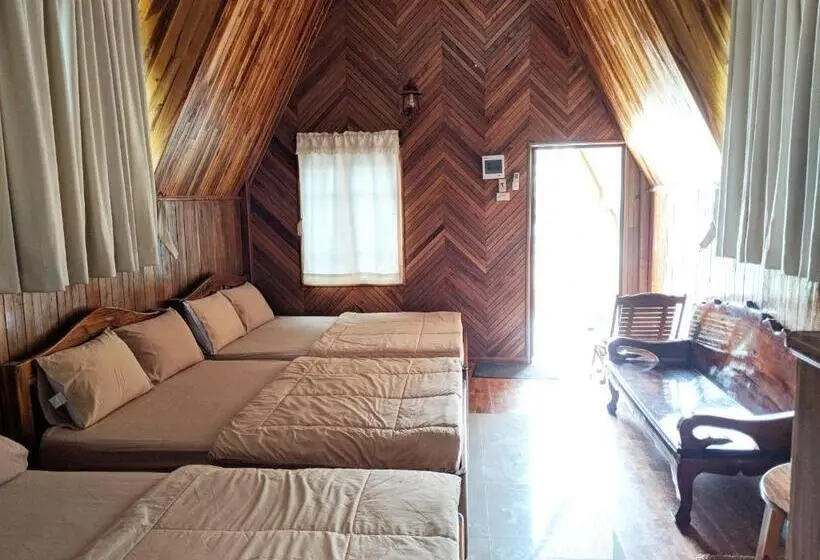 اتاق خانوادگی, Bansuanphuhong Resort