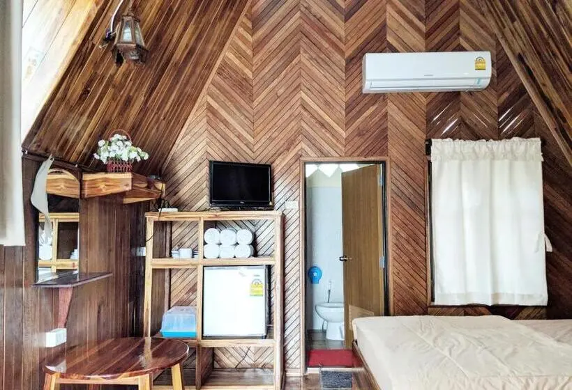 اتاق خانوادگی, Bansuanphuhong Resort