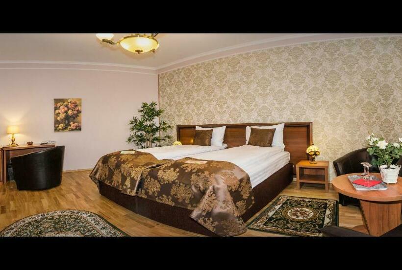 高级大房间, Bulevard Sighisoara