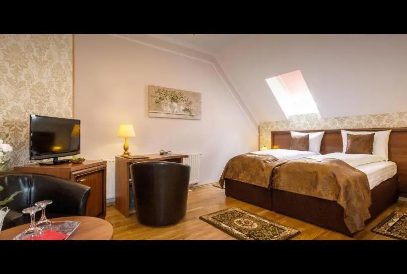 اتاق پنت هاوس, Bulevard Sighisoara