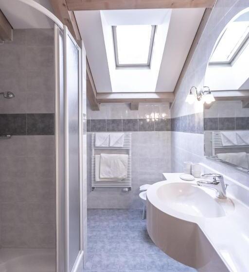 Трехместный Номер Комфорт, Garni Schneider