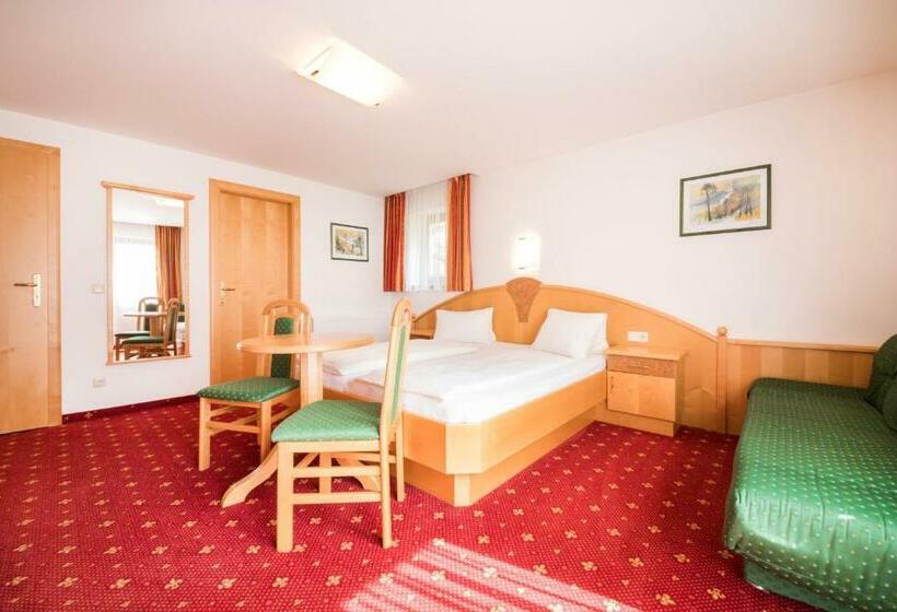 스탠다드 트리플 발코니 룸, Pension Zum Wilden Hannes