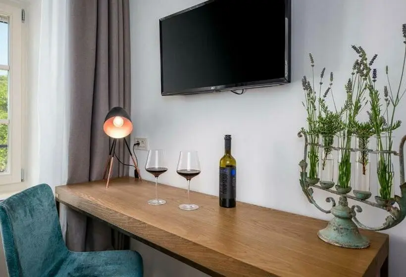 スタンダードルーム, Relais And Wine San Tommaso