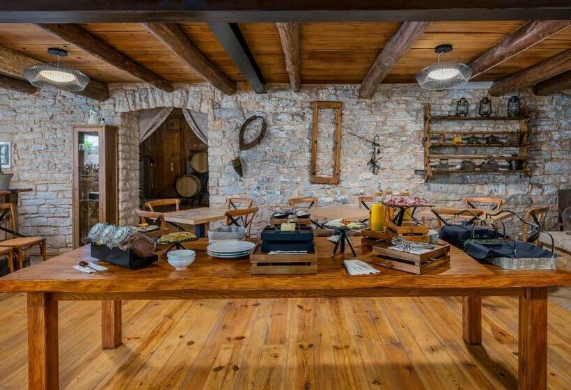 スタンダードルーム, Relais And Wine San Tommaso