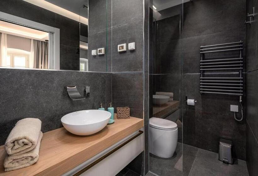 スタンダードルーム, Relais And Wine San Tommaso