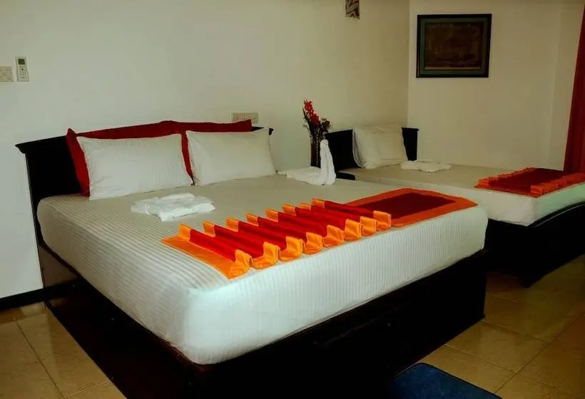 スーペリアシングルルーム, Kamaro Holiday Resort
