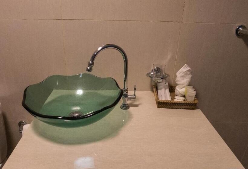 اتاق لوکس با چشمانداز دریا, Lavanya Beach And Dive Resort