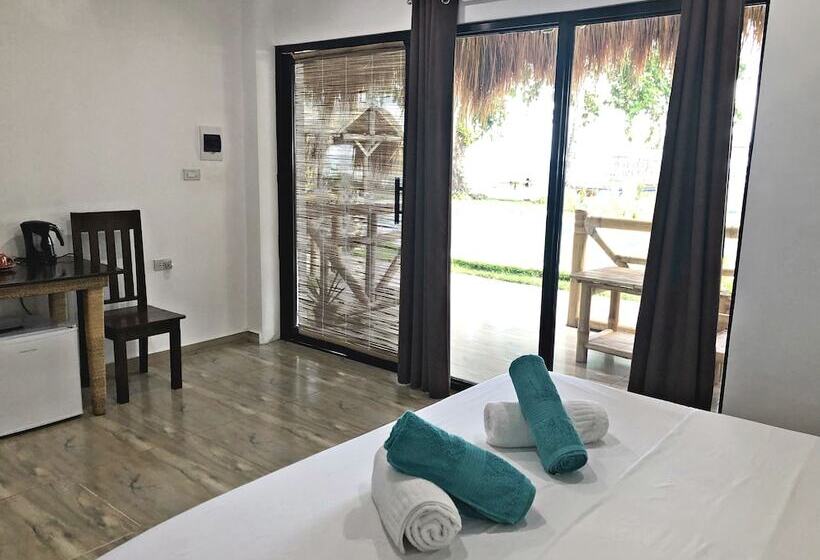 اتاق لوکس با چشمانداز دریا, Lavanya Beach And Dive Resort