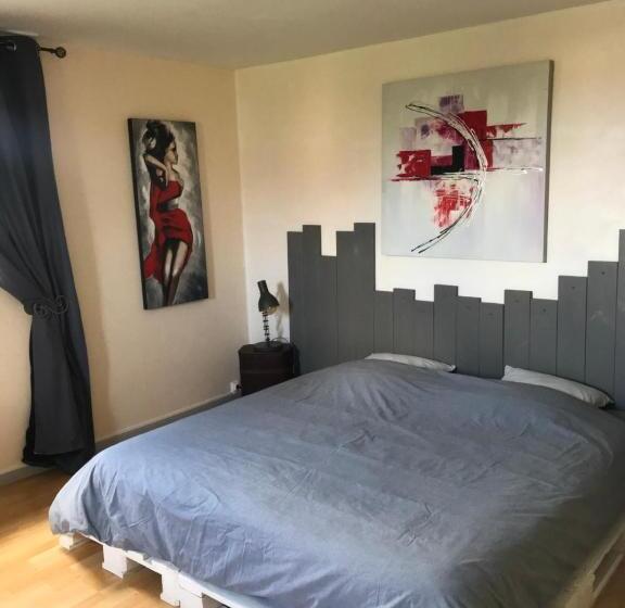 חדר משפחתי נוף לגינה, Chambre D Hotes  Coquelicot