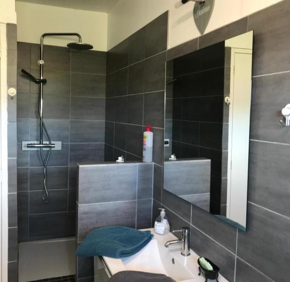 חדר משפחתי נוף לגינה, Chambre D Hotes  Coquelicot